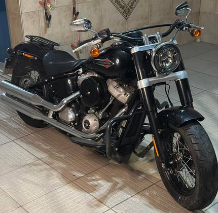 HARLEY-DAVIDSON SOFTAIL SLIM HARLEY-DAVIDSON SOFTAIL SLIM